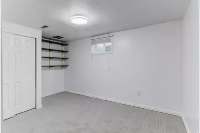 325 S 900 E, Kaysville, UT 84037 - Photo 17