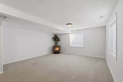 5371 W Fieldbury Cir S, West Valley, UT 84120 - Photo 29