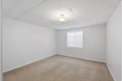 5371 W Fieldbury Cir S, West Valley, UT 84120 - Photo 37