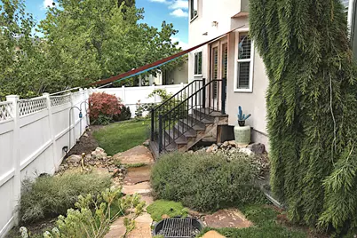 9092 S Enchanted Oak Ln, Sandy, UT 84094 - Photo 33