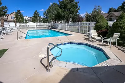 9092 S Enchanted Oak Ln, Sandy, UT 84094 - Photo 37