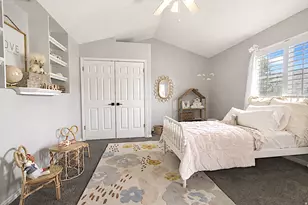 9092 S Enchanted Oak Ln, Sandy, UT 84094 - Photo 17