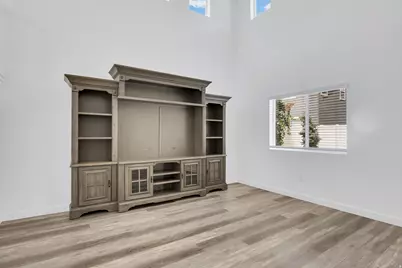 2064 W 3360 S, Syracuse, UT 84075 - Photo 5