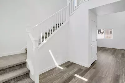 2064 W 3360 S, Syracuse, UT 84075 - Photo 9