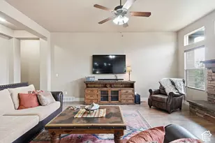 2662 W 2325 N, Farr West, UT 84404 - Photo 17