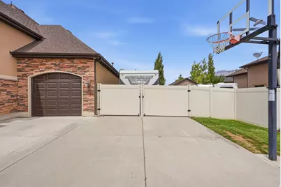 2662 W 2325 N, Farr West, UT 84404 - Photo 53