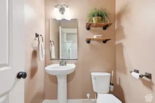 2662 W 2325 N, Farr West, UT 84404 - Photo 23
