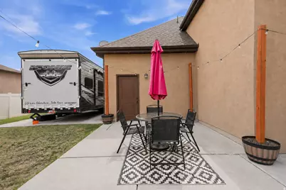 2662 W 2325 N, Farr West, UT 84404 - Photo 51
