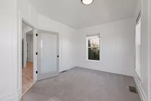 11524 S Silver Pond Dr W, South Jordan, UT 84009 - Photo 23