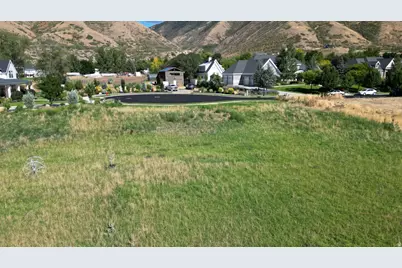 647 Vineyard Way #1, Mapleton, UT 84664 - Photo 3