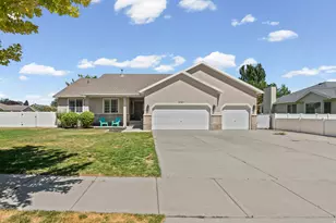 3762 W Elk Valley Ln S, South Jordan, UT 84095 - Photo 3
