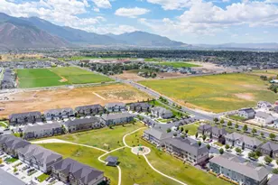 662 N 2560 E, Spanish Fork, UT 84660 - Photo 29