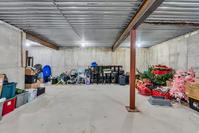 3661 N 2300 E, Layton, UT 84040 - Photo 47