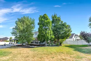 3661 N 2300 E, Layton, UT 84040 - Photo 69