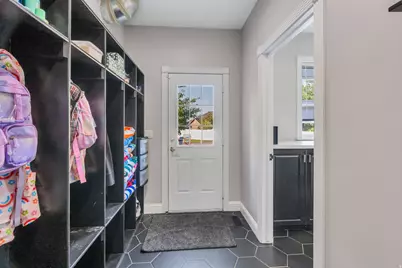 3661 N 2300 E, Layton, UT 84040 - Photo 55