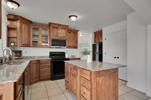 1394 W Sageberry Dr, Santaquin, UT 84655 - Photo 7