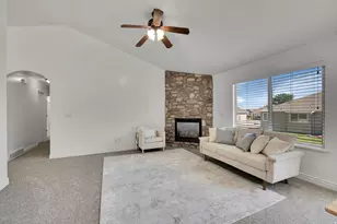 1394 W Sageberry Dr, Santaquin, UT 84655 - Photo 3