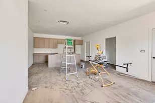 760 N Lauritzen, Hildale, UT 84784 - Photo 3