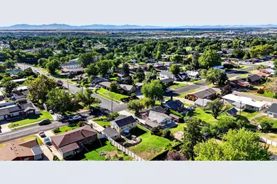 4452 S Jefferson Ave, South Ogden, UT 84403 - Photo 39