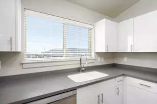 1141 E 1320 S, Provo, UT 84606 - Photo 7