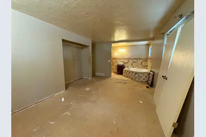 8012 S Bueno Vista Dr, West Jordan, UT 84088 - Photo 19