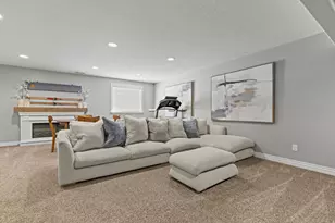4060 W Ivy Ave, Mountain Green, UT 84050 - Photo 23