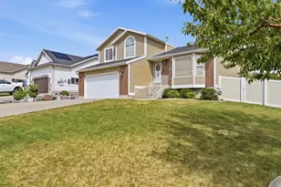 6104 W Castle Park Ln, West Jordan, UT 84084 - Photo 23