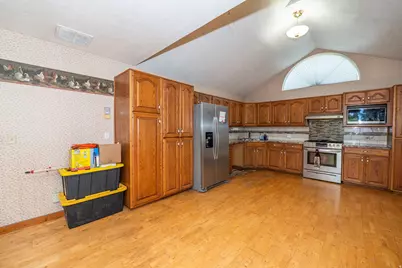 881 N Highway 89, Harrisville, UT 84404 - Photo 7