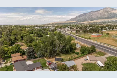 881 N Highway 89, Harrisville, UT 84404 - Photo 43