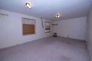 881 N Hwy 89, Harrisville, UT 84404 - Photo 21
