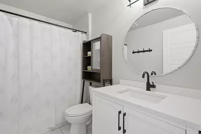 1422 E Lowe Peak Dr, Eagle Mountain, UT 84005 - Photo 11