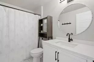 1422 E Lowe Peak Dr, Eagle Mountain, UT 84005 - Photo 11