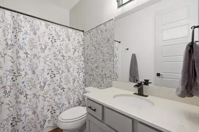 1422 E Lowe Peak Dr, Eagle Mountain, UT 84005 - Photo 17