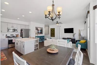 1422 E Lowe Peak Dr, Eagle Mountain, UT 84005 - Photo 5
