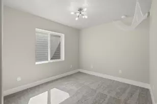 1422 E Lowe Peak Dr, Eagle Mountain, UT 84005 - Photo 27