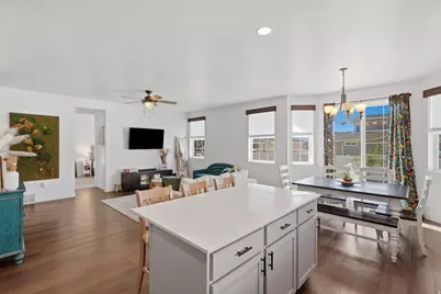 1422 E Lowe Peak Dr, Eagle Mountain, UT 84005 - Photo 11
