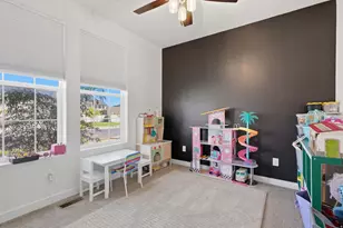 1422 E Lowe Peak Dr, Eagle Mountain, UT 84005 - Photo 17