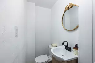 358 N 900 W, Salt Lake City, UT 84116 - Photo 11