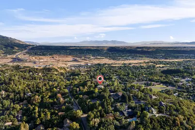 6082 Breeze Cir, South Ogden, UT 84403 - Photo 99