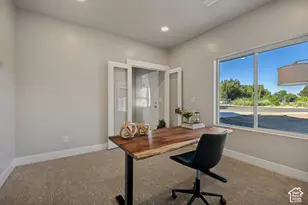 1110 Liberty Cottage Ct, Ogden, UT 84404 - Photo 3