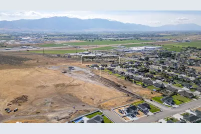2463 W 1150 N #13, Tremonton, UT 84337 - Photo 17