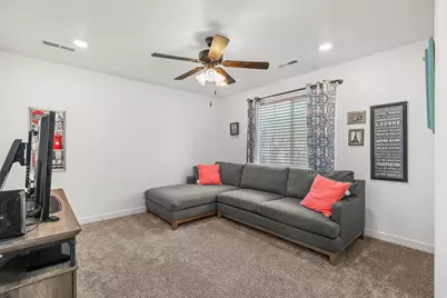 2669 N McLaws Ave, Layton, UT 84040 - Photo 17