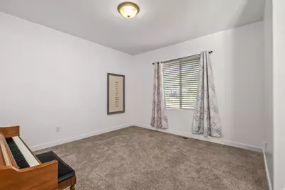 2669 N McLaws Ave, Layton, UT 84040 - Photo 5