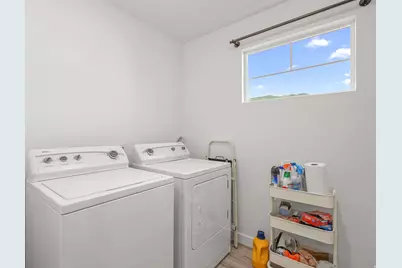 2669 N McLaws Ave, Layton, UT 84040 - Photo 25