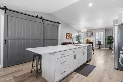 984 N 400 W #B, American Fork, UT 84003 - Photo 11