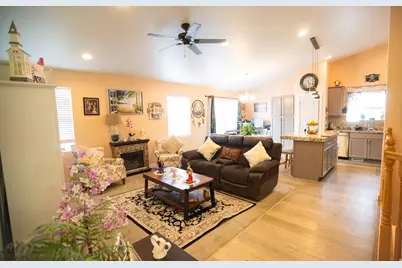 1428 N 3500 W, Provo, UT 84601 - Photo 7