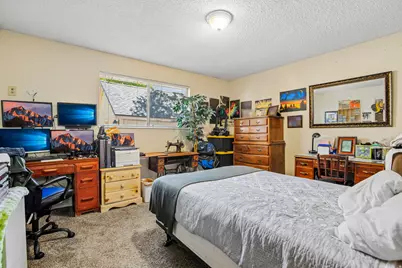 768 E 300 N, Provo, UT 84606 - Photo 23