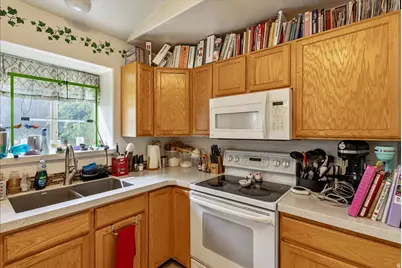 1124 S 925 W, Woods Cross, UT 84087 - Photo 19