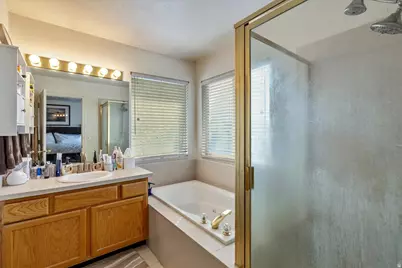 1124 S 925 W, Woods Cross, UT 84087 - Photo 31