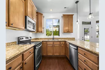 1376 S 740 E, Lehi, UT 84043 - Photo 11